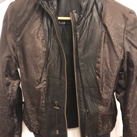 GUESS Jacket - Picture 8 of 8